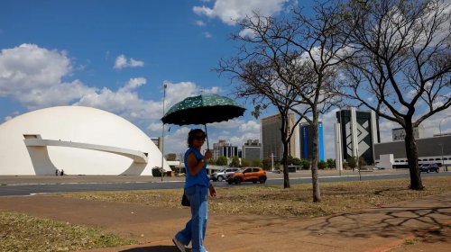 [Região Sul tem risco de temporal e granizo; outras regiões têm calor]
