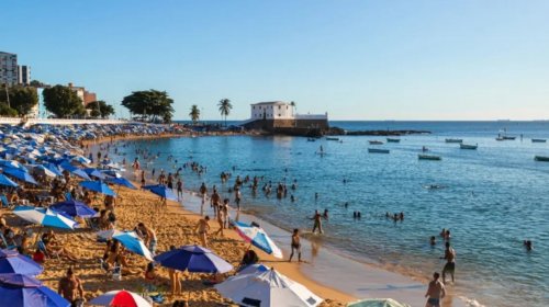 [Salvador tem 24 trechos de praias impróprios para banho, aponta boletim do Inema]